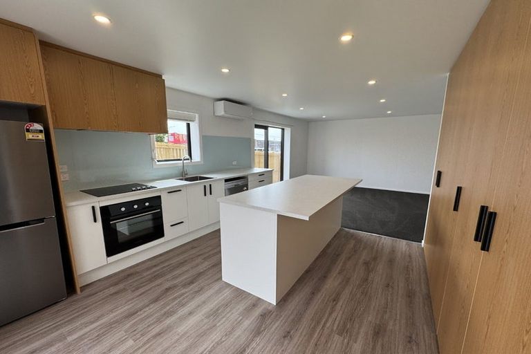 Photo of property in 1/12 Willis Street, Torbay, Auckland, 0630