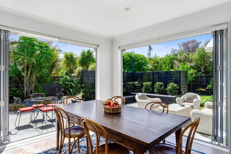 Photo of property in 5 Courtney Lane, Matakana, Warkworth, 0985