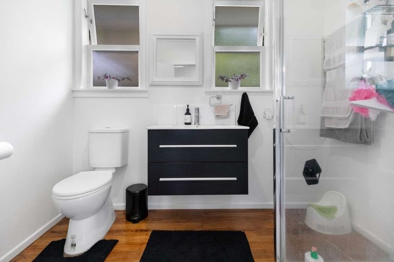 Photo of property in 5 Rangaroa Road, Taumarunui, 3920