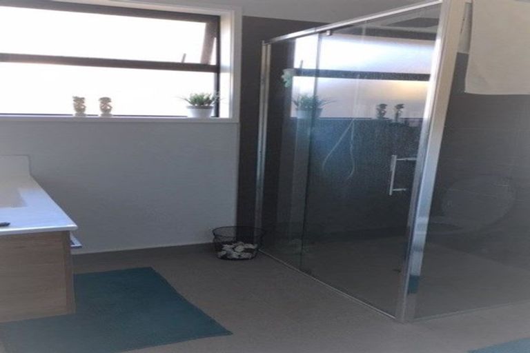 Photo of property in 10 Harding Drive, Papamoa Beach, Papamoa, 3118