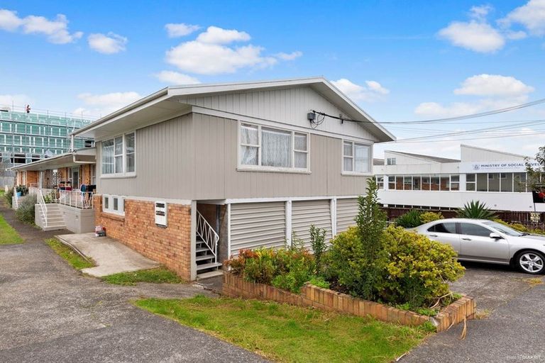 Photo of property in 4/40 Rosebank Road, Avondale, Auckland, 1026