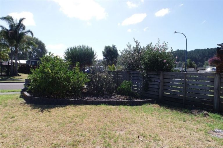 Photo of property in 3 Clipper Place, Whitianga, 3510