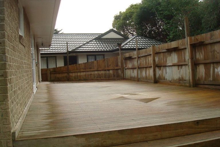 Photo of property in 43 Blease Street, New Lynn, Auckland, 0600