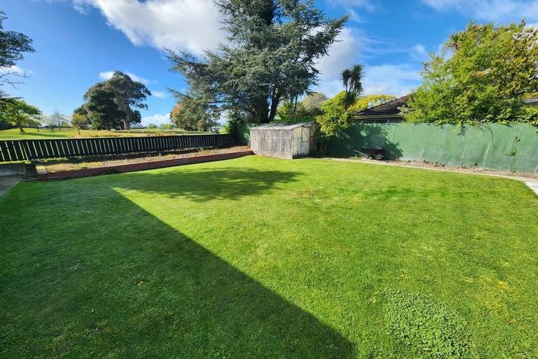 Photo of property in 72 Niven Street, Avondale, Christchurch, 8061