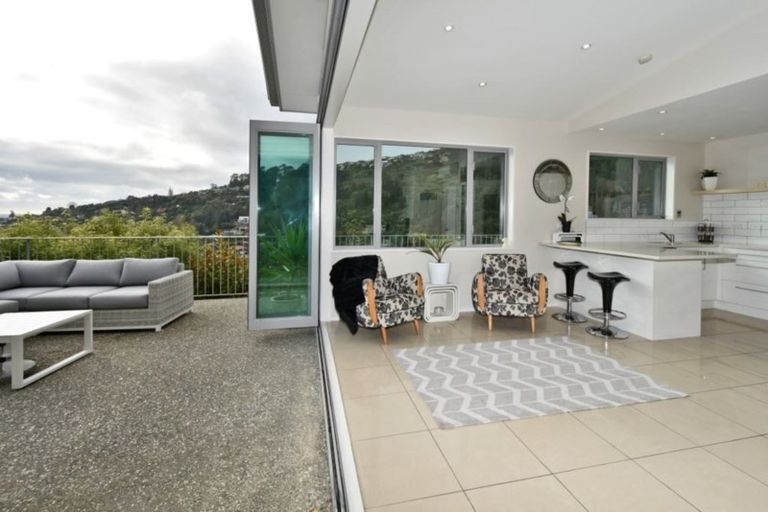 Photo of property in 11 Maurice Knowles Lane, Cashmere, Christchurch, 8022