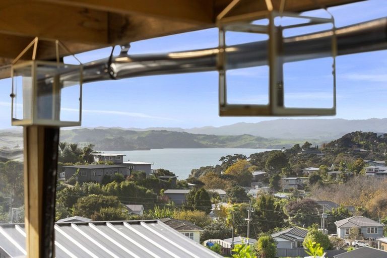 Photo of property in 18 Puka Place, Raglan, 3225