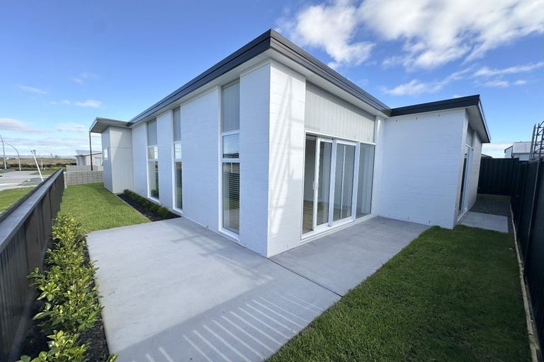 Photo of property in 51 Empire Crescent, Papamoa, 3118