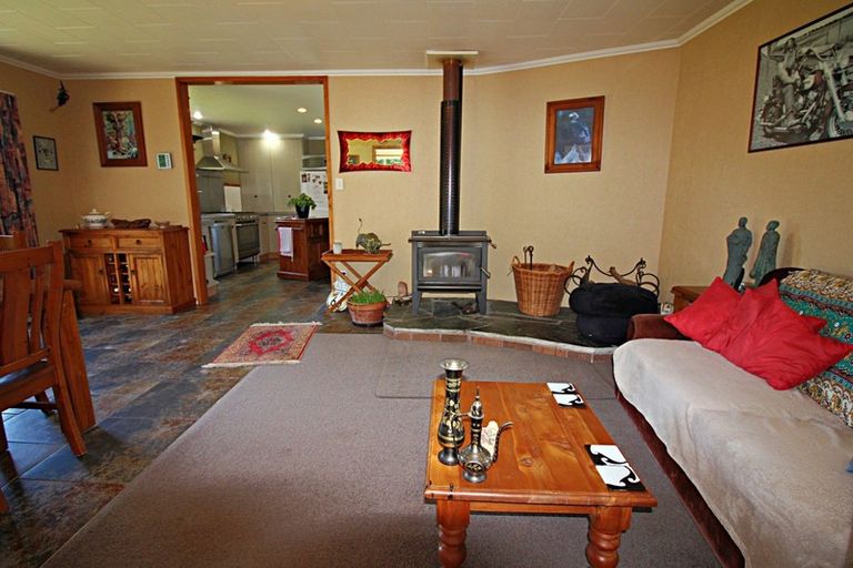 Photo of property in 691 Gillespie Road, Whare Creek, Te Anau, 9679