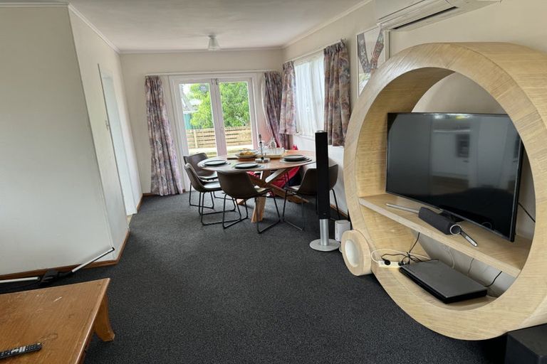 Photo of property in 42 Beeston Crescent, Manurewa, Auckland, 2102