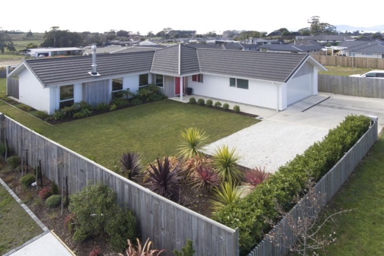 Photo of property in 93 Mapua Drive, Mapua, 7005