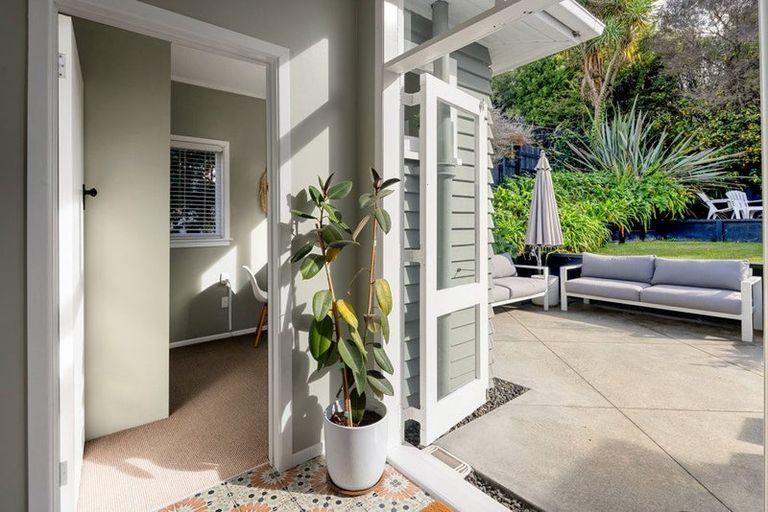 Photo of property in 14 Windsor Road, Maeroa, Hamilton, 3200