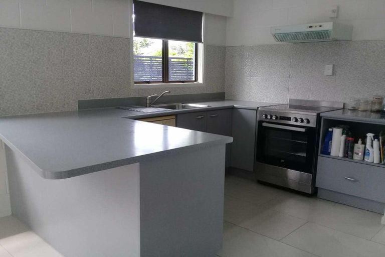 Photo of property in 312a One Tree Point Road, One Tree Point, 0118