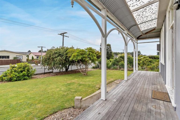 Photo of property in 7 Exeter Street, Waimate, 7924