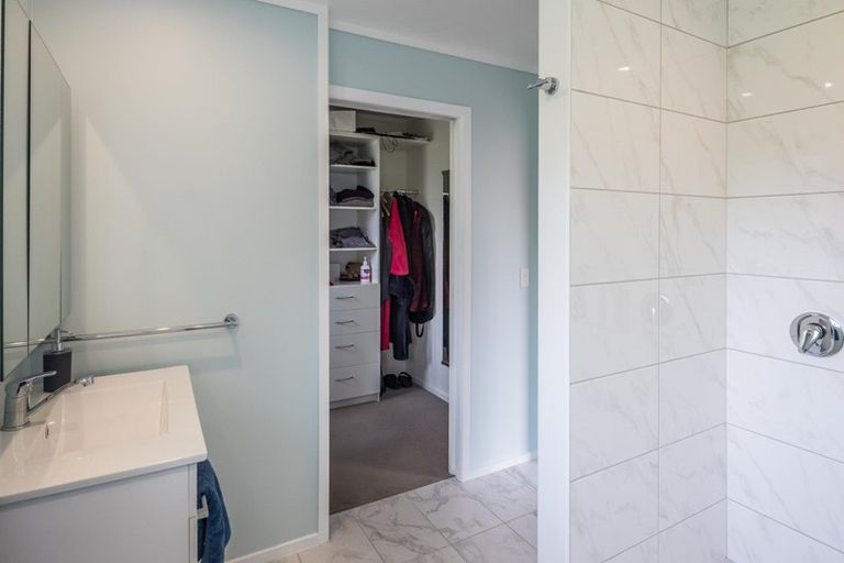 Photo of property in 16 Kotuku Drive, Paraparaumu Beach, Paraparaumu, 5032