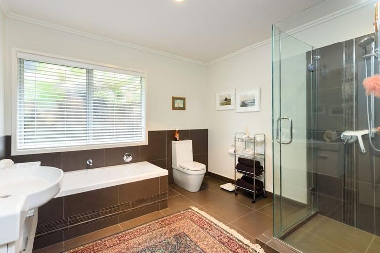 Photo of property in 6 Caldera Close, Pyes Pa, Tauranga, 3112