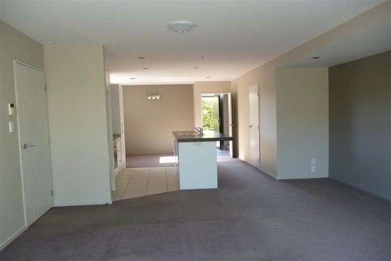 Photo of property in 4 Whitmore Street, Edgeware, Christchurch, 8013