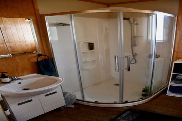 Photo of property in 13 Wharf Road, Karamea, 7893