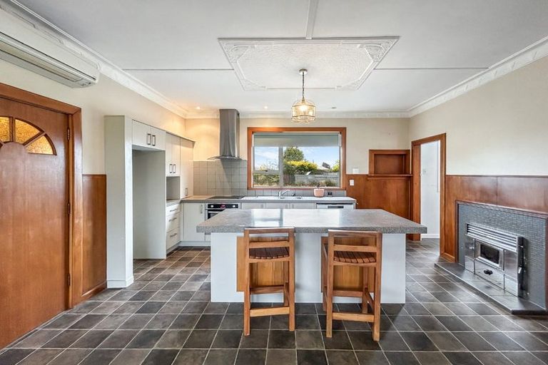 Photo of property in 37 Arthur Street, Winton, 9720