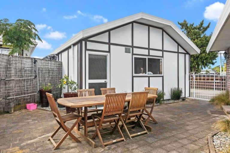 Photo of property in 76b Bellevue Road, Brookfield, Tauranga, 3110