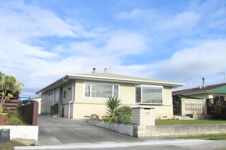 Photo of property in 27 Canterbury Street, Tamatea, Napier, 4112