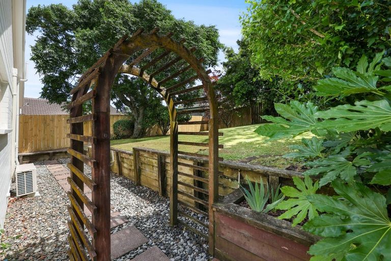 Photo of property in 1/19 Edendale Road, Somerville, Auckland, 2014