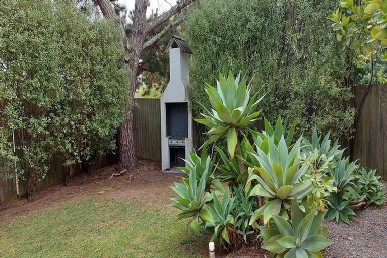 Photo of property in 9 Kona Crescent, Henderson, Auckland, 0610