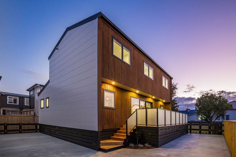 Photo of property in 12b Leighton Avenue, Waiwhetu, Lower Hutt, 5010