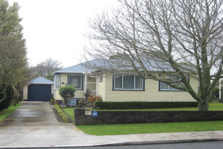 Photo of property in 7 Hursthouse Street, Vogeltown, New Plymouth, 4310