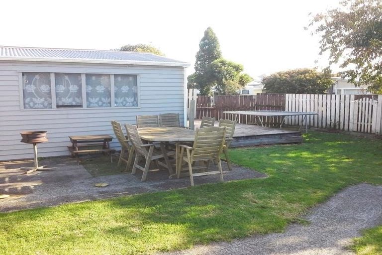 Photo of property in 44 Glamis Avenue, Bell Block, New Plymouth, 4312