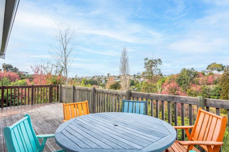 Photo of property in 35 Keilor Road, Otumoetai, Tauranga, 3110