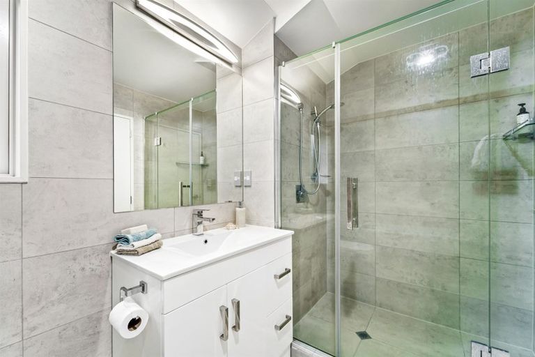 Photo of property in 40a Acacia Road, Torbay, Auckland, 0632