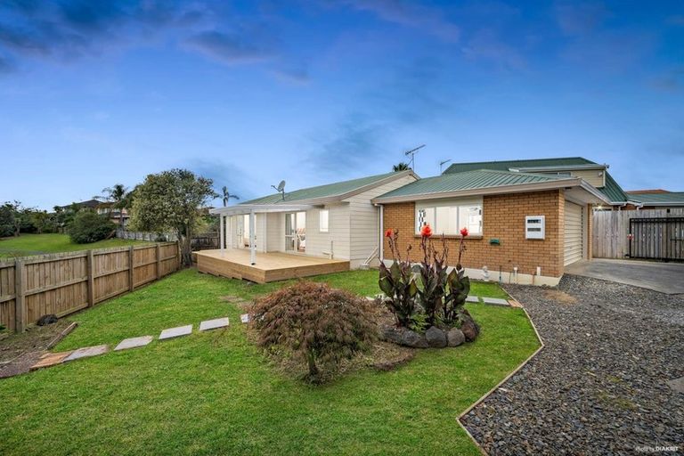 Photo of property in 1/7 Emma Court, Northpark, Auckland, 2013