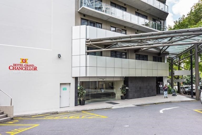 Photo of property in 1 Hobson Street, Maeroa, Hamilton, 3200