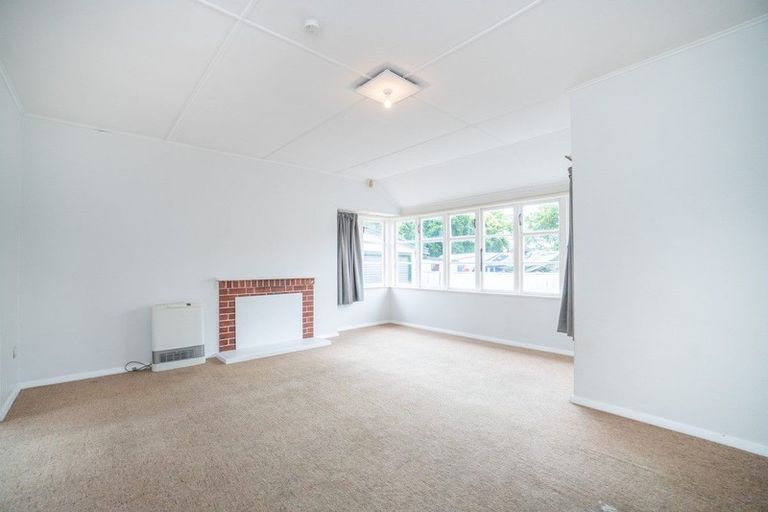 Photo of property in 6 Rangiora Avenue, Roslyn, Palmerston North, 4414