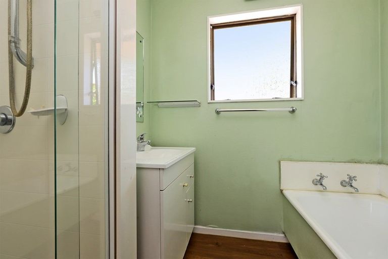 Photo of property in 14 Gilmour Place, Taradale, Napier, 4112