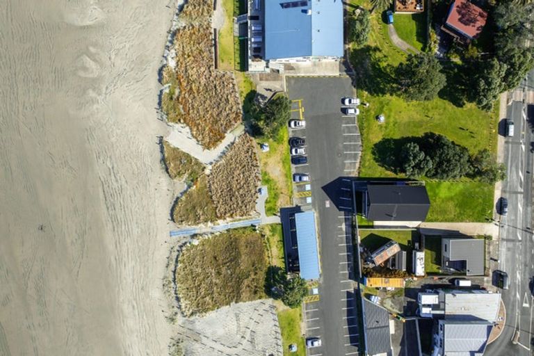 Photo of property in 10b Beach Road, Waihi Beach, 3611