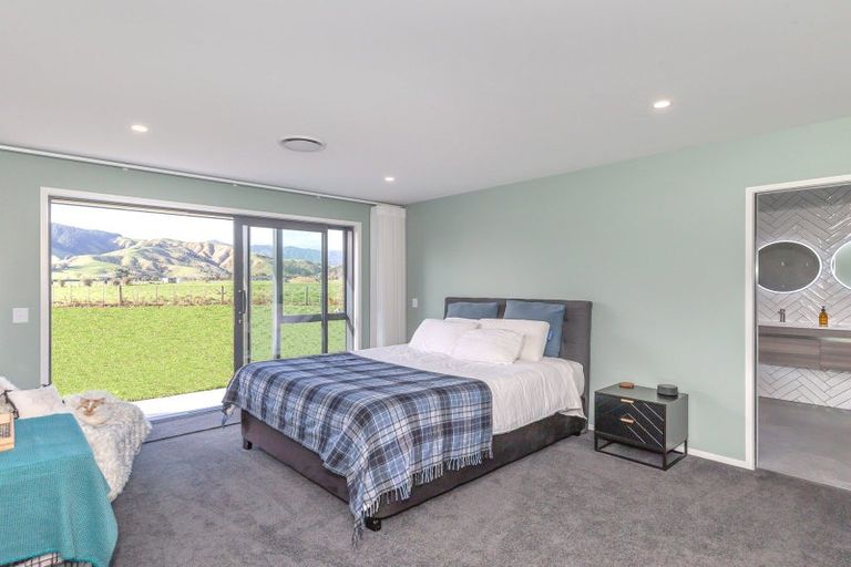 Photo of property in 28 Oriwa Lane, Levin, 5571
