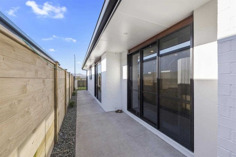 Photo of property in 544 Grenada Street, Papamoa Beach, Papamoa, 3118