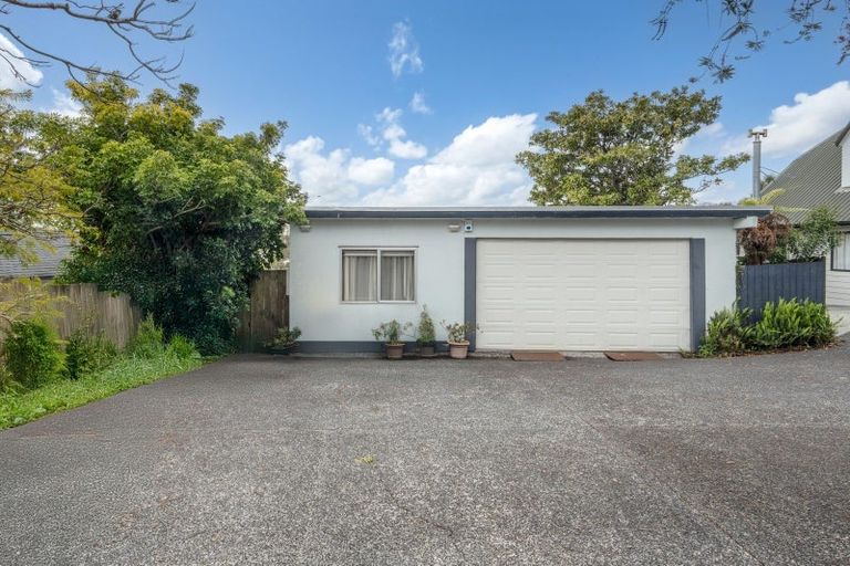 Photo of property in 1/57 Rodney Street, Howick, Auckland, 2014