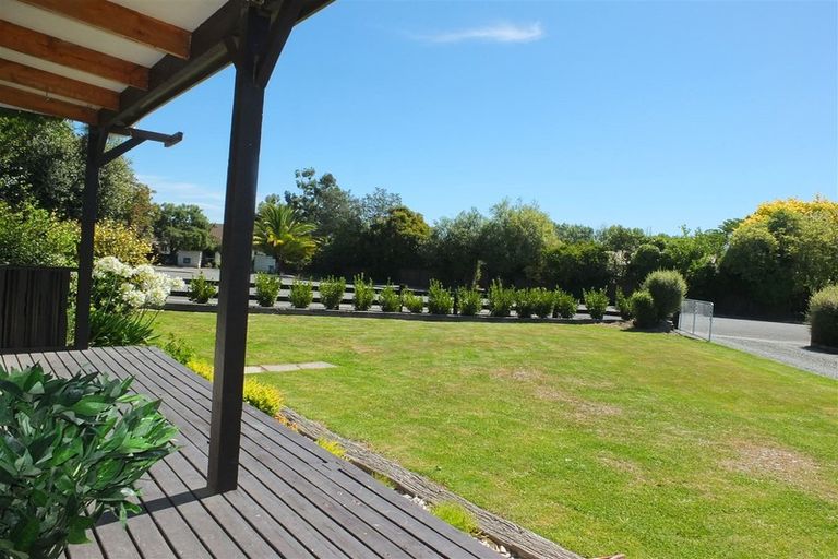 Photo of property in 5 Hillview Place, Pleasant Point, 7903