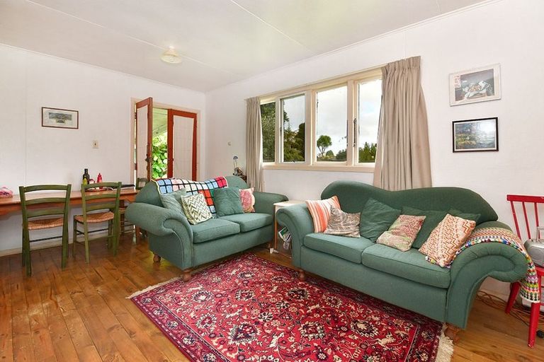 Photo of property in 38 James Mcleod Road, Shelly Beach, Helensville, 0874