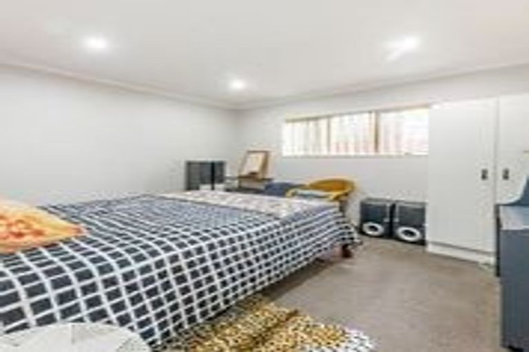 Photo of property in 43a Gray Avenue, Mangere East, Auckland, 2024