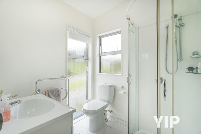 Photo of property in 35 Tawa Terrace, Tawa, Wellington, 5028