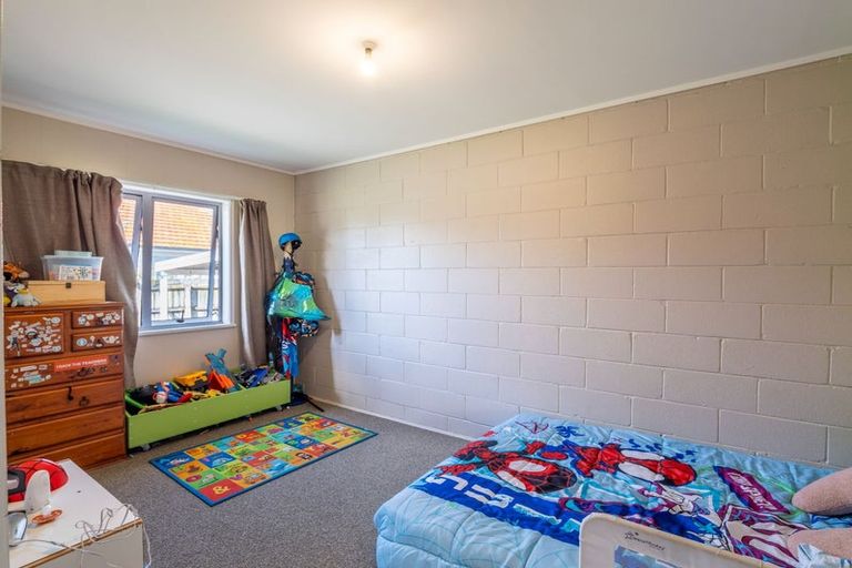 Photo of property in 10 Zealandia Street, Kensington, Whangarei, 0112
