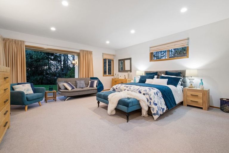 Photo of property in 82 Brownhill Road, Whitford, Manurewa, 2576