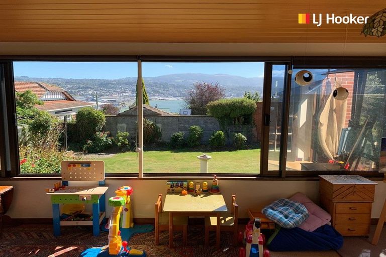 Photo of property in 43 Moana Crescent, Musselburgh, Dunedin, 9013