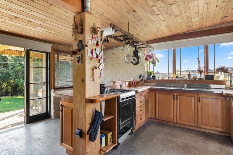 Photo of property in 1064 Pungaere Road, Waipapa, 0295