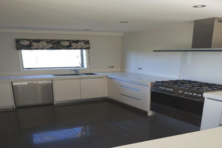 Photo of property in White Magnolias, 158 Napier Road, Havelock North, 4180