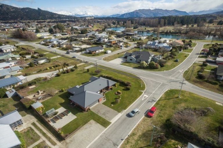 Photo of property in 38 Kingston Street, Albert Town, Wanaka, 9305