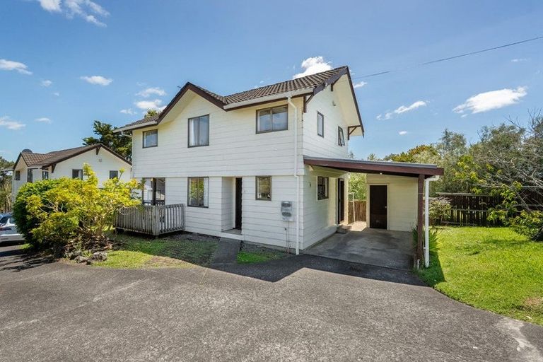 Photo of property in 1/87 Manuka Road, Bayview, Auckland, 0629